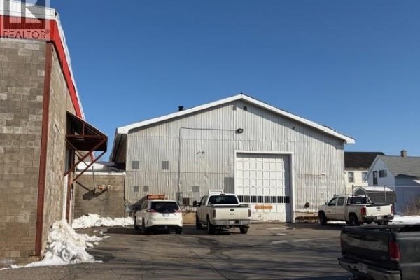 292 Dumaresq Street, Bathurst, NB E2A1H9 Photo 4