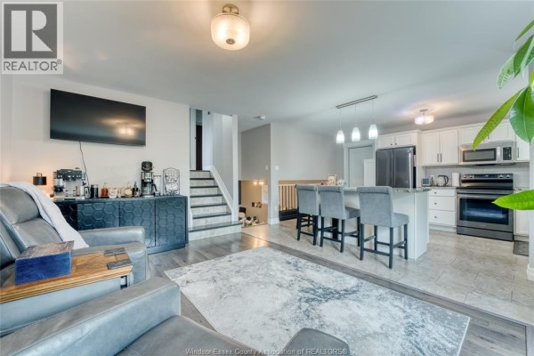 3pc Bathroom - 2920 Robillard Crescent, Windsor, ON N8W5L2 Photo 4