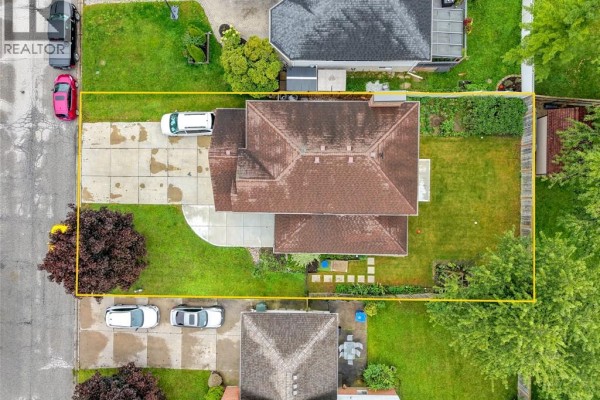2pc Bathroom - 2920 Strawberry Drive, Tecumseh, ON N9K1C1 Photo 4