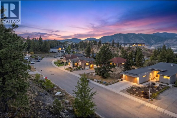 2922 Partridge Drive, Penticton, BC V2A9E7 Photo 3