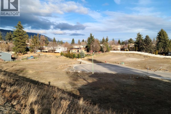 2926 Inverness Road, West Kelowna, BC V4T1J5 Photo 3