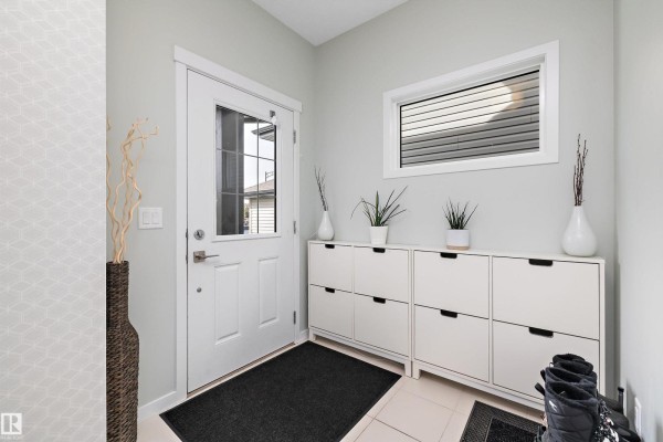 Bedroom 2 - 2927 11 St Nw, Edmonton, AB T6T0X7 Photo 5