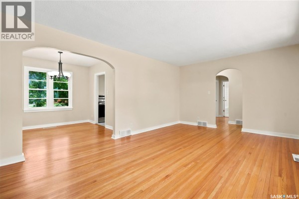 Bedroom - 2928 Queen Street, Regina, SK S4S2E4 Photo 4