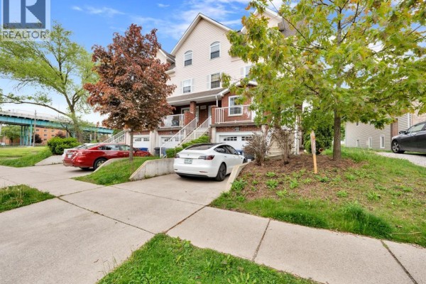 2929 Donnelly, Windsor, ON, photo 2
