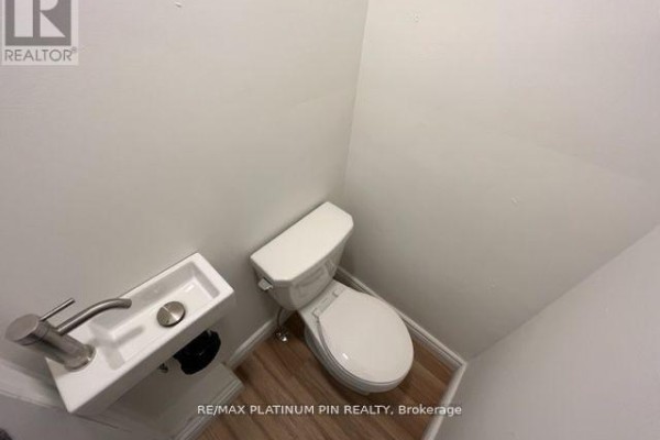 Primary Bedroom - 293 Ellerslie Avenue, Toronto, ON M2R1B6 Photo 4