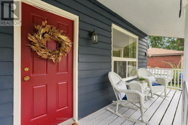 293 Kenwood Avenue, Georgina, ON L4P2X6 Photo 2