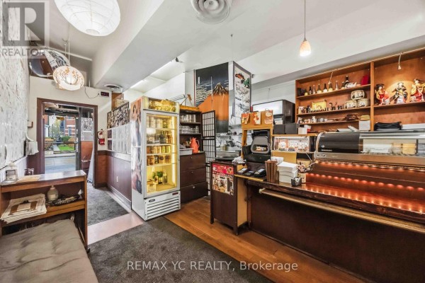 293 Roncesvalles Avenue, Toronto, ON M6R2M3 Photo 5
