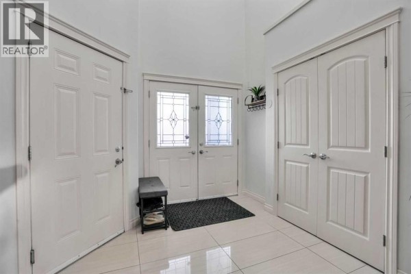 Living room - 293 Saddlelake Drive Ne, Calgary, AB T3J0B5 Photo 4