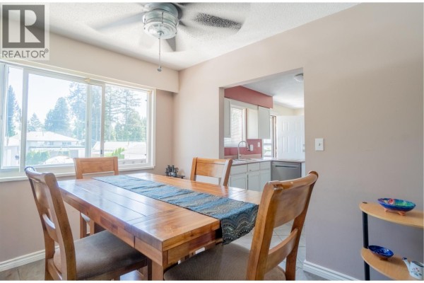 2930 Sefton Street, Port Coquitlam, BC V3B3P8 Photo 4