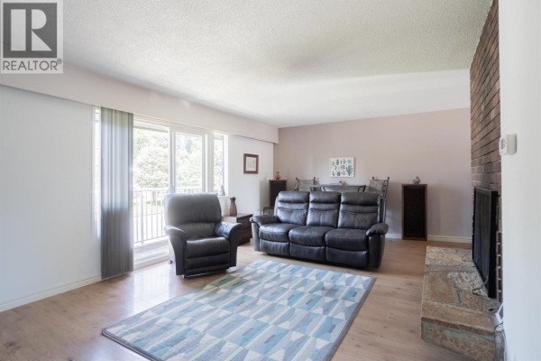 2930 Sefton Street, Port Coquitlam, BC V3B3P8 Photo 5