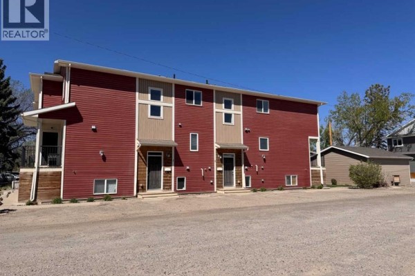 2931 28 Avenue S, Lethbridge, AB T1K6Y4 Photo 2
