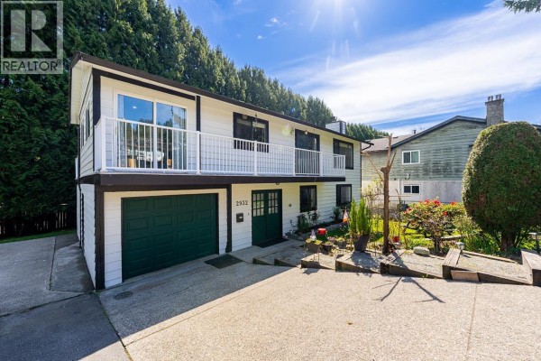 2932 Tatla Place, Coquitlam, BC V3C4W8 Photo 4