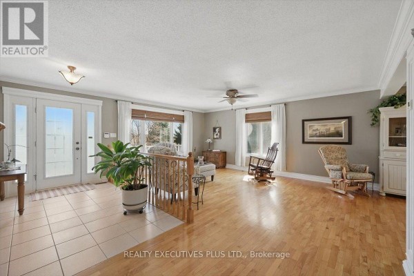 2935 Baseline Road, Clarence Rockland, ON, photo 3