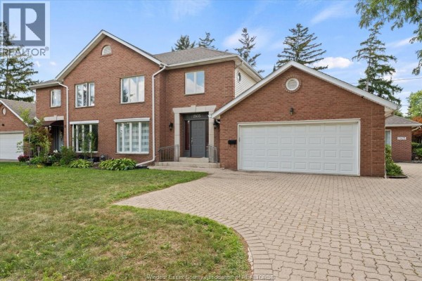 4pc Bathroom - 2935 Mckay Avenue, Windsor, ON N9E2R1 Photo 2
