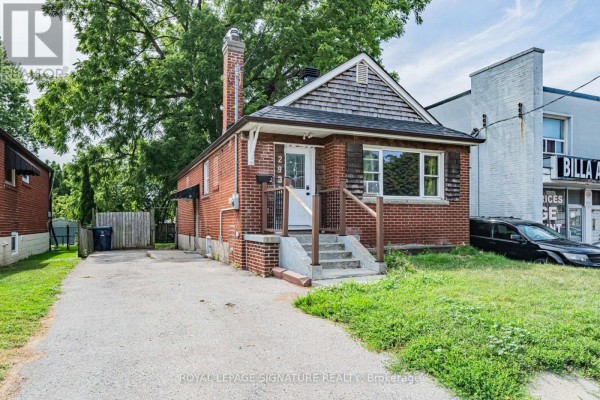 2935 St Clair Avenue E, Toronto, ON M4B1N9 Photo 2