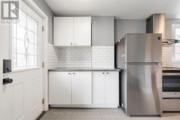 2935 St Clair Avenue E, Toronto, ON M4B1N9 Photo 4