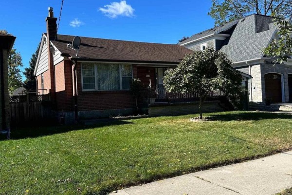 294 Felan Avenue, Oakville, ON, photo 2