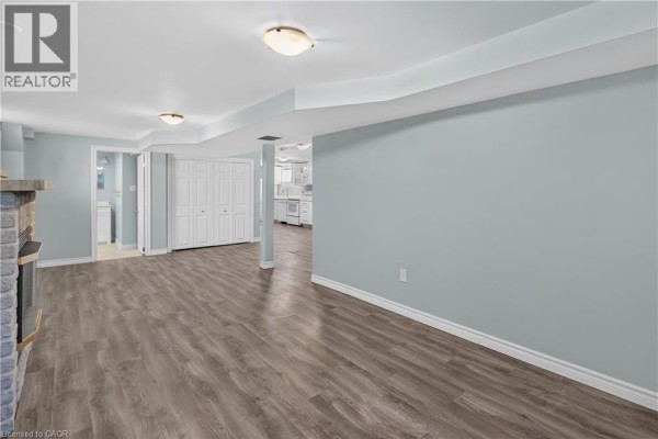3pc Bathroom - 294 Jones Road Unit# 2- Lower, Stoney Creek, ON L8E5L8 Photo 5