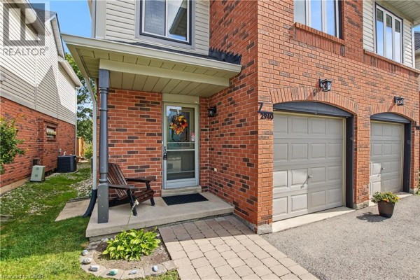 4pc Bathroom - 2940 Headon Forest Drive, Burlington, ON L7M4G9 Photo 4