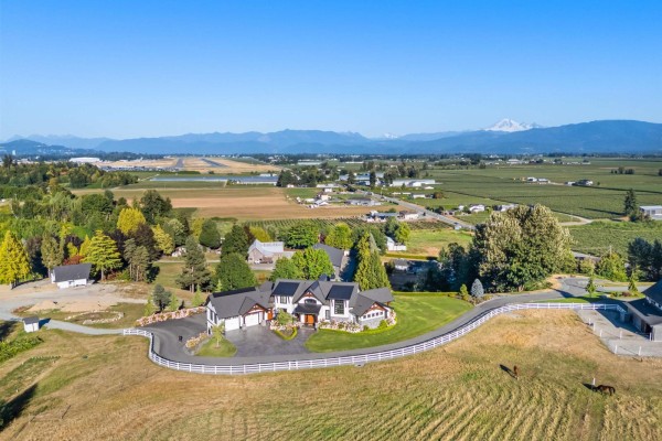 29415 Huntingdon Road, Abbotsford, BC V4X2K3 Photo 4