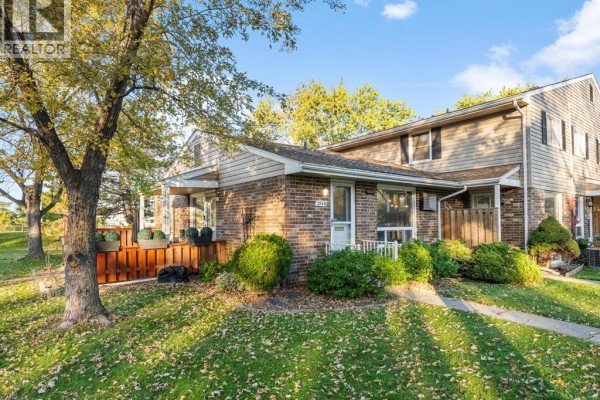 3pc Bathroom - 2949 Meadowbrook Lane, Windsor, ON N8T3C4 Photo 4