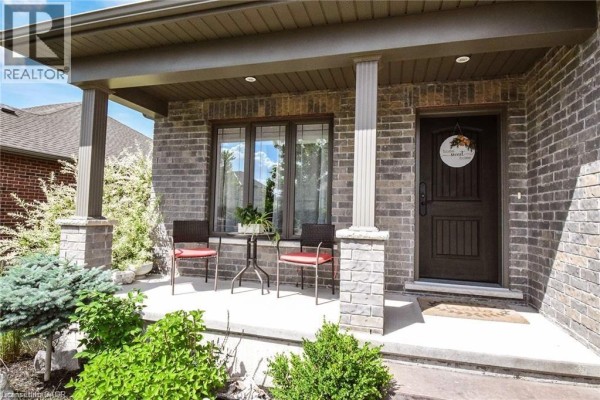 295 Courtland Street, Delhi, ON, photo 3