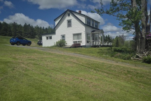 Kitchen - 2953 Cornwall Road, Upper New Cornwall, NS B0J2E0 Photo 3