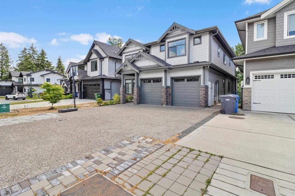 29574 Corvina Court, Abbotsford, BC V4X0A6 Photo 4