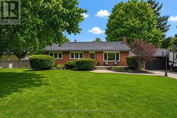 296 Progreston Road, Hamilton, ON, photo 2