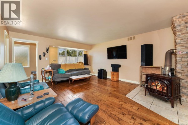 Bedroom - 2961 Pickford Rd, Colwood, BC V9B2K8 Photo 4