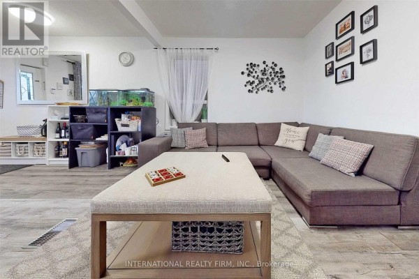 297 Gilbert Avenue, Toronto, ON, photo 3