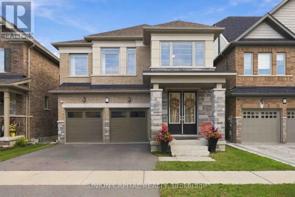 Residential for sale at 297 Seaview Heights, East Gwillimbury, ON - MLS® C9bvtg