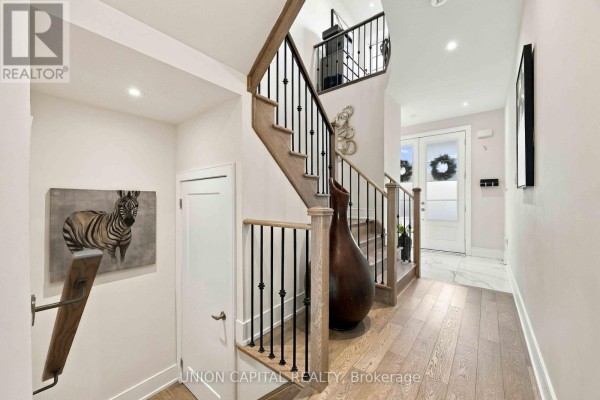 Great room - 297 Seaview Heights, East Gwillimbury, ON L9N0Z1 Photo 4