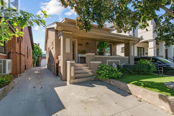 297 Strathmore Boulevard, Toronto, ON, photo 2