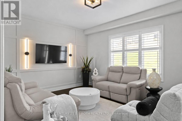 Bedroom 4 - 2970 Monarch Drive, Orillia, ON L3V8M8 Photo 4
