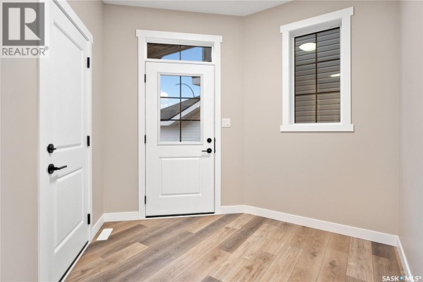 Living room - 2971 Dumont Way, Regina, SK S4V4E7 Photo 3