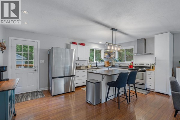 Kitchen - 2971 Minotti Drive, Prince George, BC V2K3S6 Photo 4