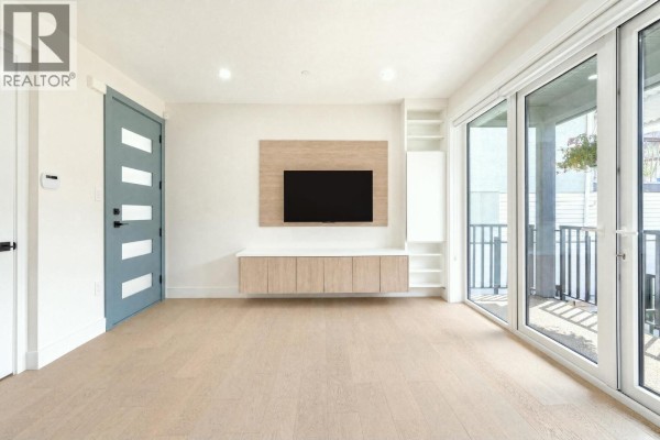 2972 Venables Street, Vancouver, BC V5K2R9 Photo 5