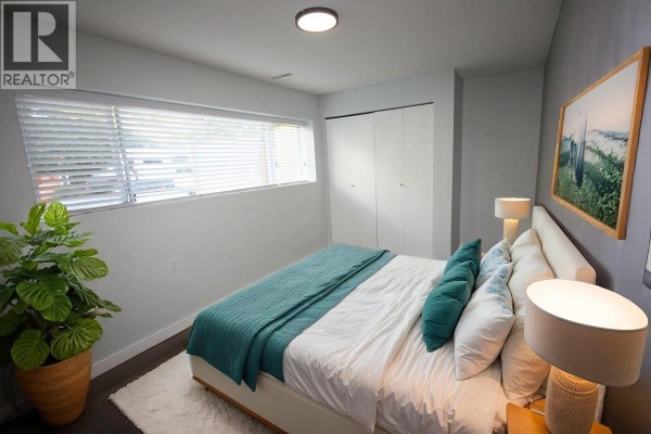 2973 Wembley Drive, North Vancouver, BC V7J3B9 Photo 4