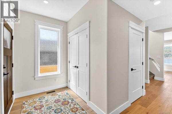 Bathroom - 2978 Kingsway Ave, Port Alberni, BC V9Y2G1 Photo 5