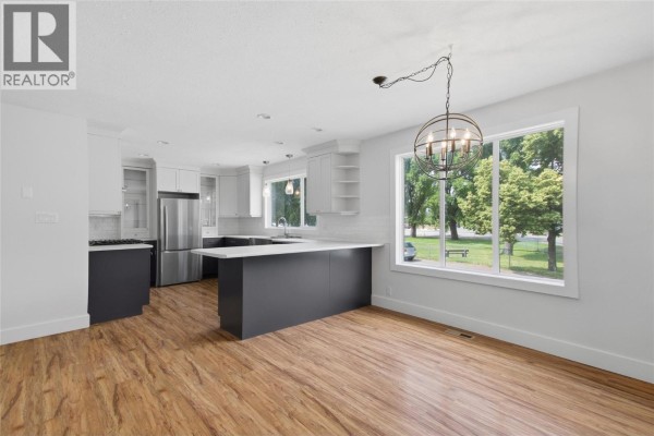 Bedroom - 298 Juniper Avenue, Kamloops, BC V2B1H7 Photo 5