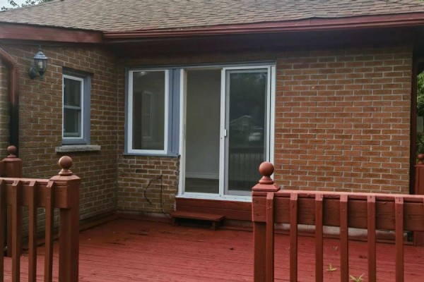298 Lakeview Boulevard, Georgina, ON L4P2Y7 Photo 2