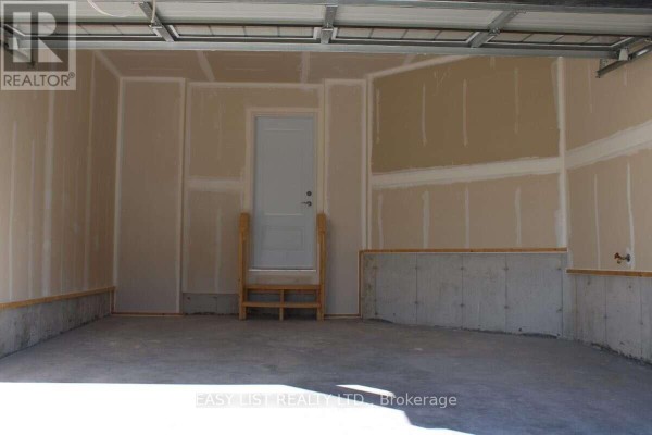 298 Mullighan Gardens, Peterborough, ON K9K0H2 Photo 4