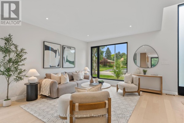 Recreation room - 298 Strathcona Drive, Burlington, ON L7L2E1 Photo 4
