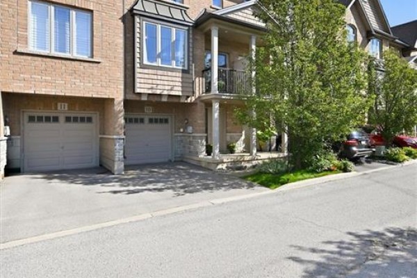 3pc Bathroom - 2985 Jackson Drive Unit# 10, Burlington, ON L7M0W2 Photo 4