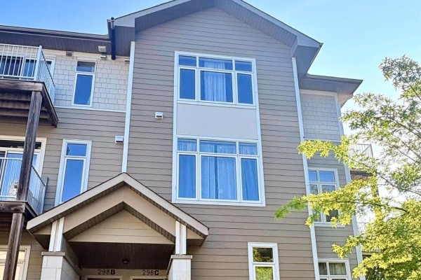 298c Everest Private, Ottawa