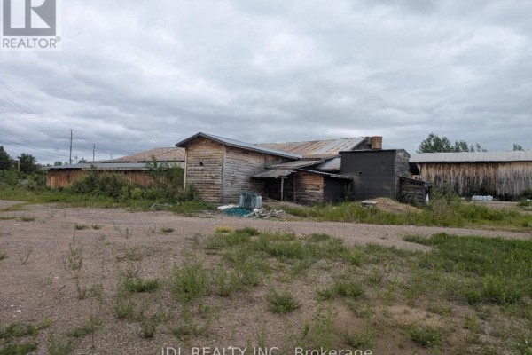 299 Boundary Road E, Pembroke, ON K8A6W5 Photo 4
