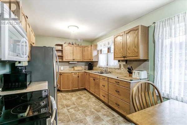 299 Penman, Greater Sudbury, ON P3L1H8 Photo 4