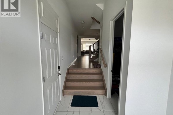 299 Rosenberg Way, Kitchener, ON, photo 2