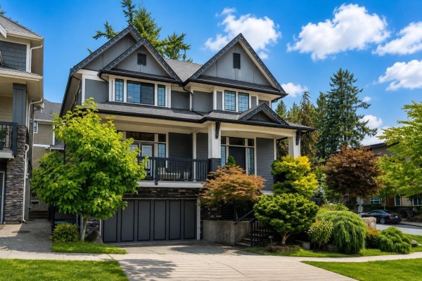2999 158 Street, Surrey, BC V3Z0N4 Photo 2